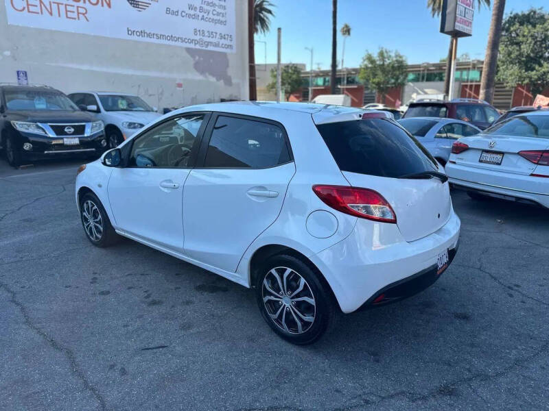 2013 Mazda MAZDA2 Touring