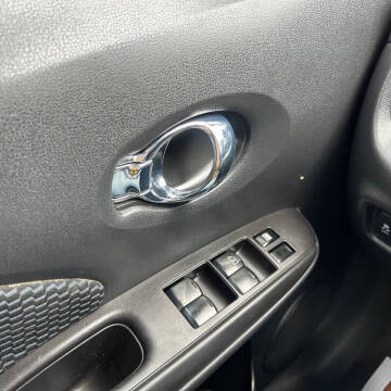 2015 Nissan Versa Note SV