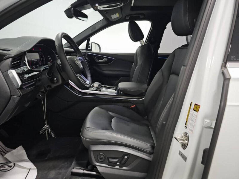 2025 Audi Q7 quattro Premium Plus 55 TFSI