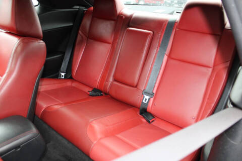 2015 Dodge Challenger SXT Plus