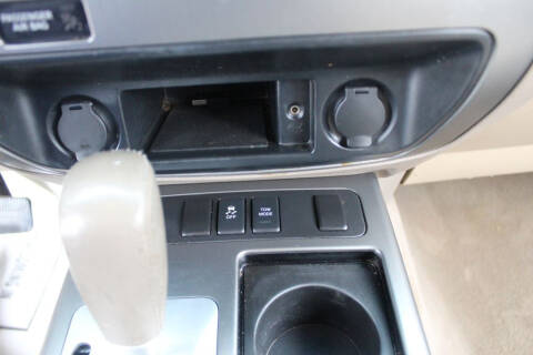 2012 Nissan Armada SV