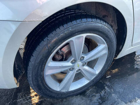 2014 Chevrolet Cruze 2LT Auto