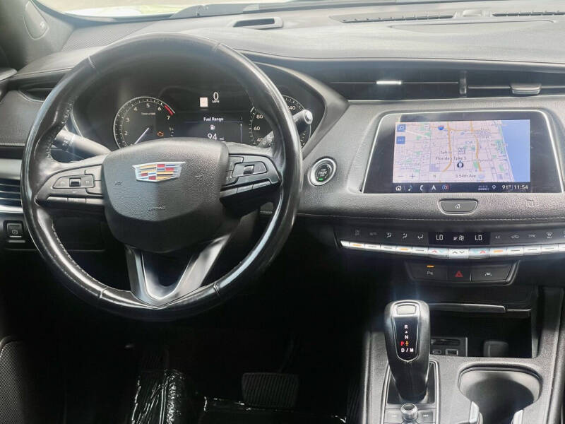 2019 Cadillac XT4 Premium Luxury