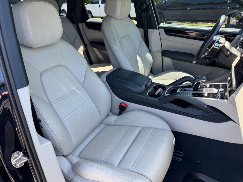 2021 Porsche Cayenne