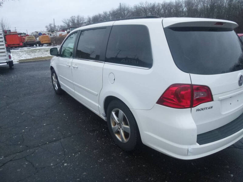2009 Volkswagen Routan SEL