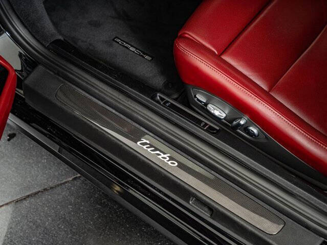 2017 Porsche 911 Turbo