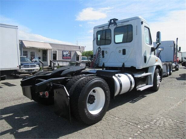 2014 Freightliner Cascadia