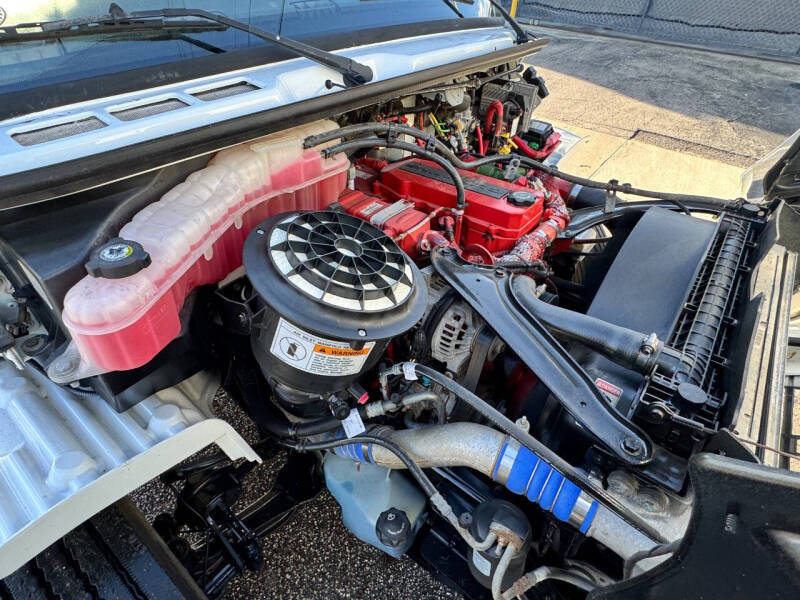 2016 Freightliner M2 106