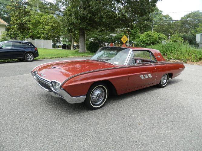 1963 Ford Thunderbird