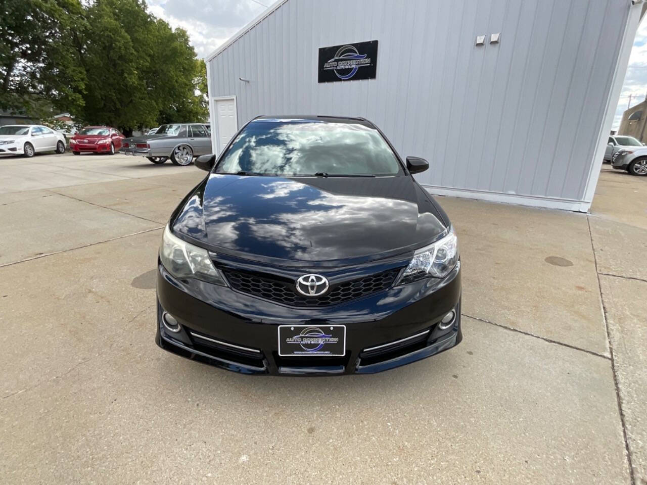 2012 Toyota Camry for sale at Auto Connection in Waterloo, IA