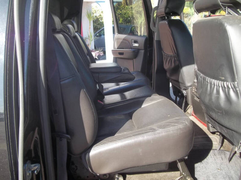 2007 Cadillac Escalade EXT Base photo 28