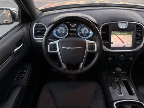 2011 Chrysler 300 C