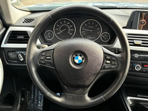 2013 BMW 3 Series 328i