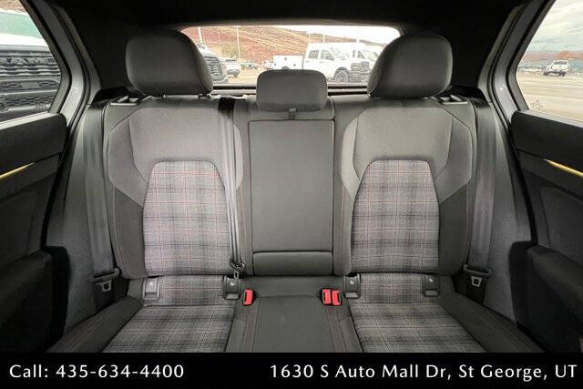 2022 Volkswagen Golf GTI SE