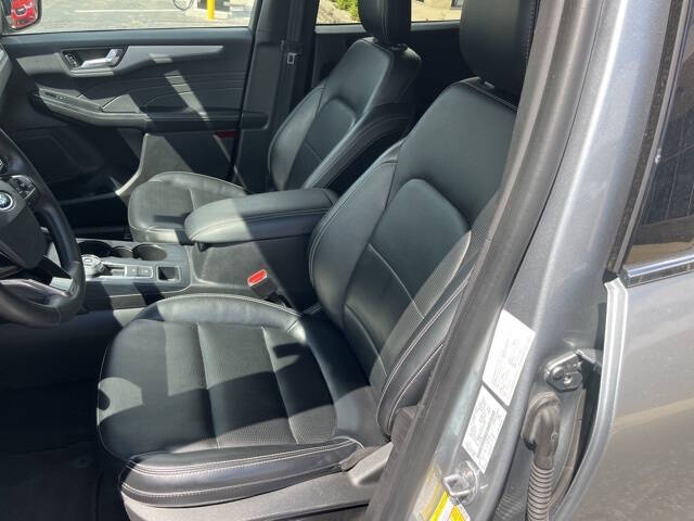 2023 Ford Escape Platinum