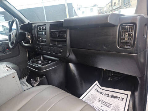 2015 GMC Savana 3500