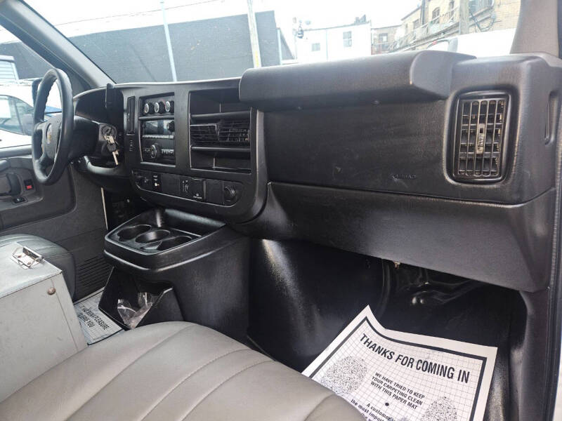 2015 GMC Savana 3500