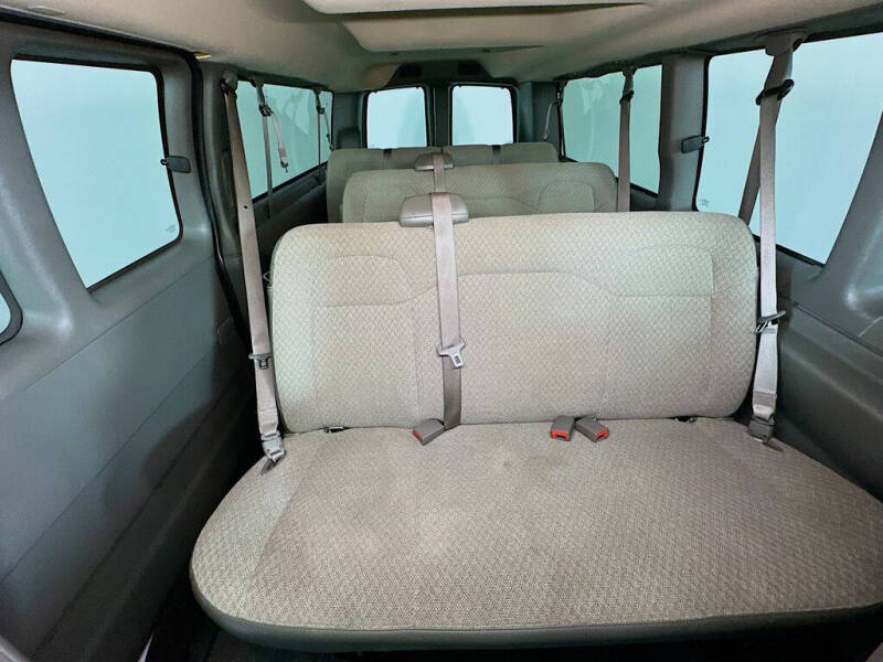 2024 Chevrolet Express LT 3500