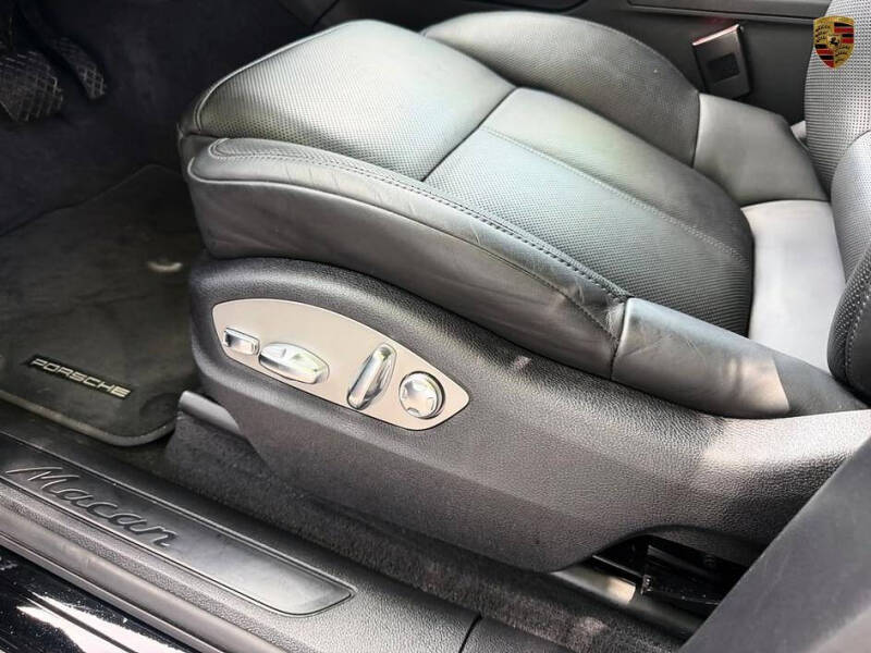 2021 Porsche Macan