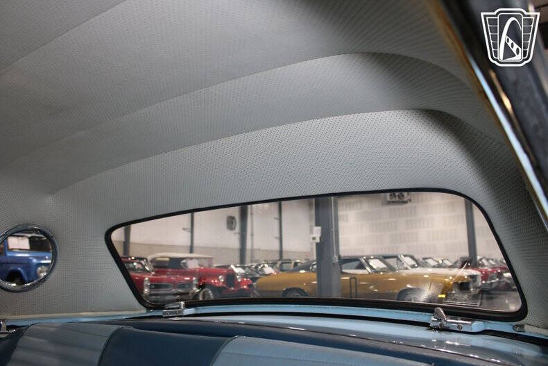 1957 Ford Thunderbird