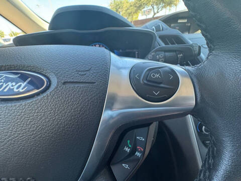 2017 Ford C-MAX Hybrid SE