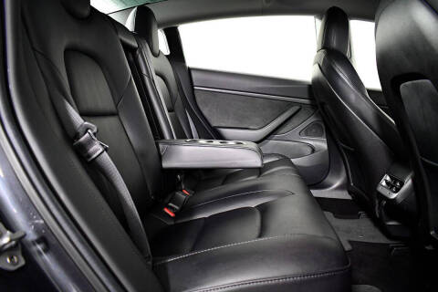 2019 Tesla Model 3 Standard Range Plus