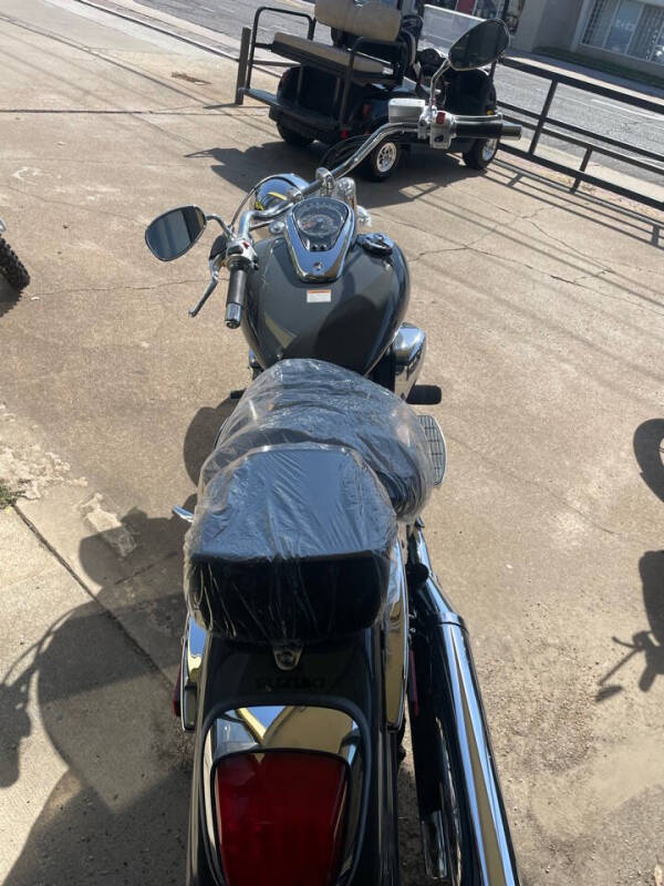 2025 Suzuki C50 (VL800)