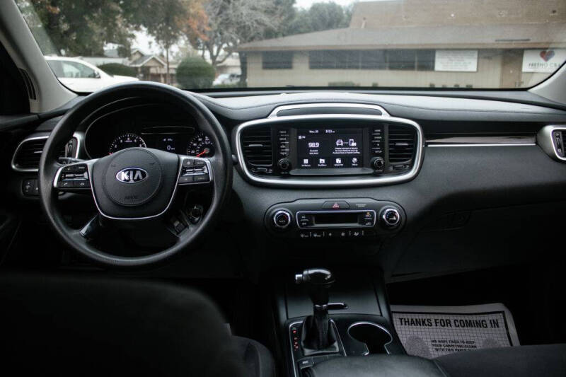 2019 Kia Sorento LX V6