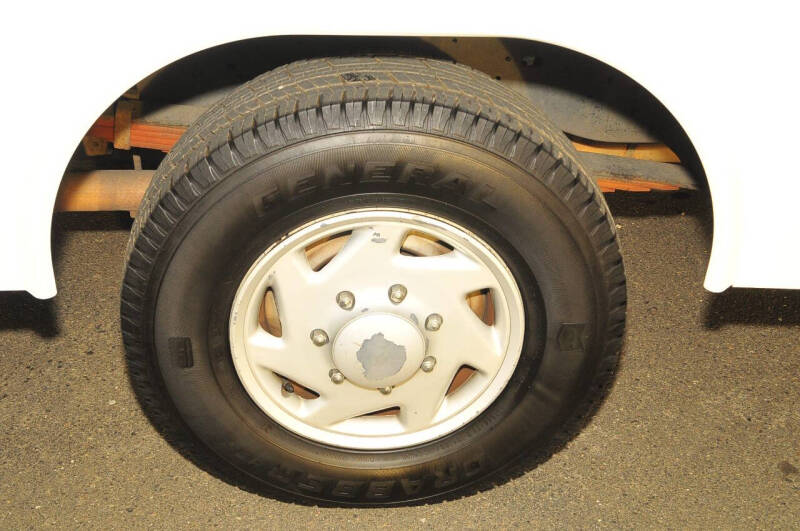 2012 Ford E-Series E-350 SD