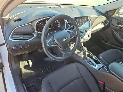 2023 Chevrolet Malibu LS