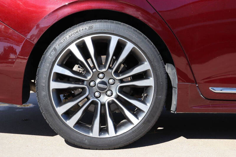 2018 Lincoln Continental Select