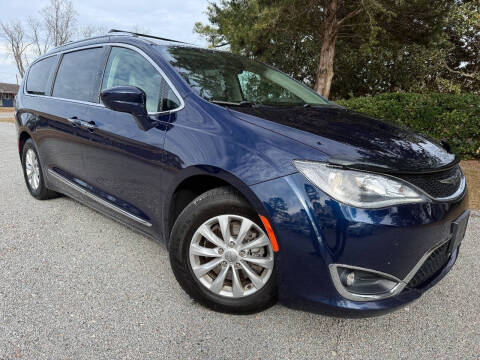 2018 Chrysler Pacifica Touring L Plus