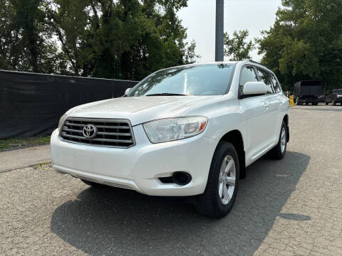 2010 Toyota Highlander for sale at Automarket inc in Carmel NY