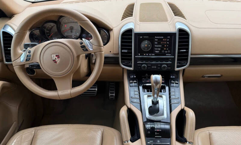 2011 Porsche Cayenne S