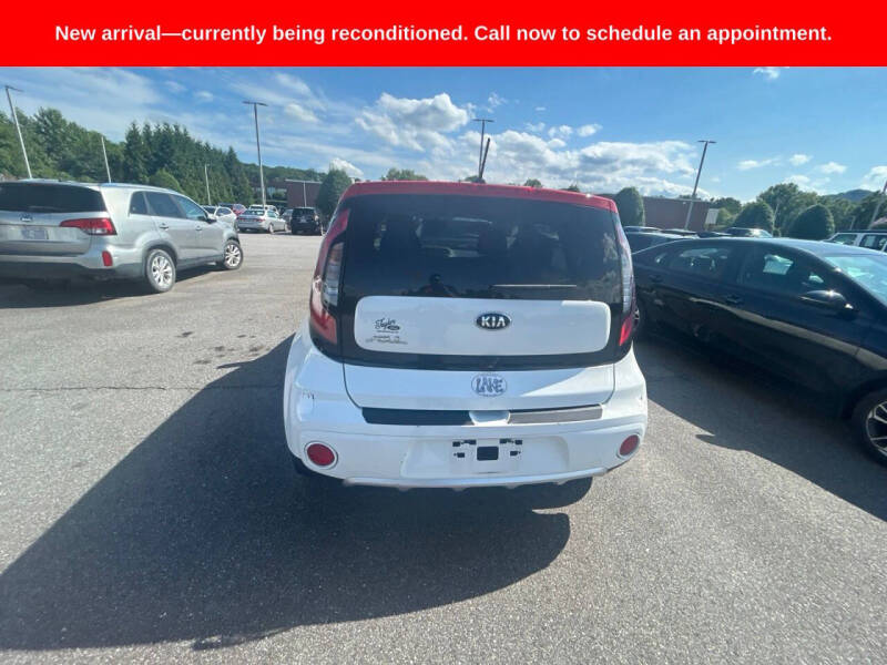 2017 Kia Soul +