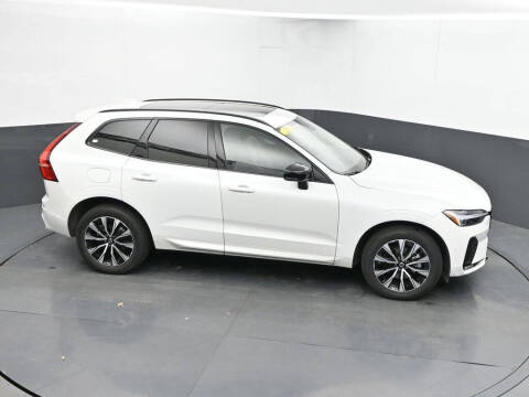 2025 Volvo XC60 B5 Plus Dark Theme