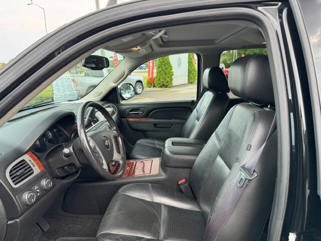 2013 Chevrolet Avalanche LTZ Black Diamond