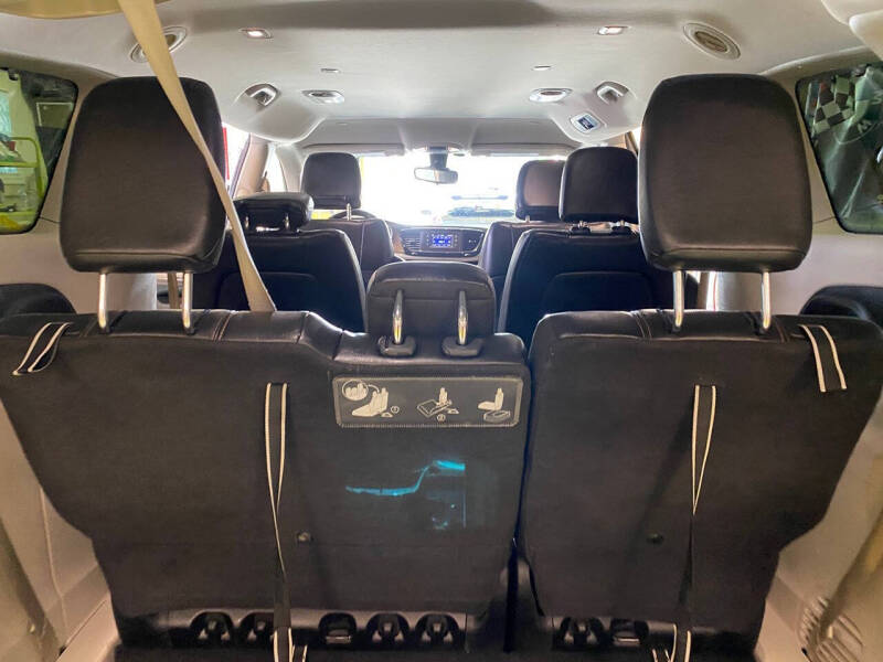 2017 Chrysler Pacifica Touring Plus