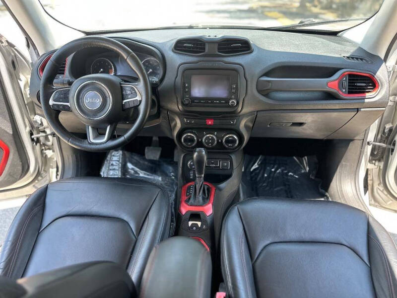 2015 Jeep Renegade Trailhawk