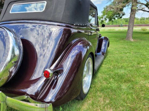 1935 Ford Cabriolet