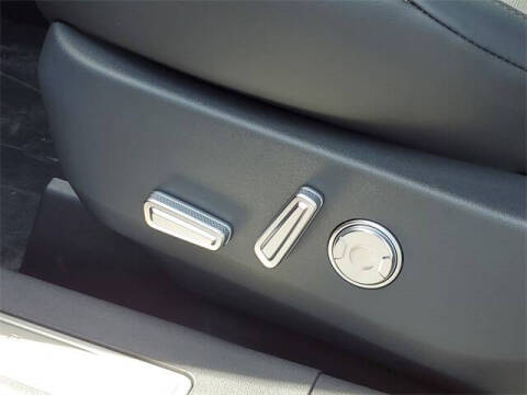 2025 Lincoln Nautilus Hybrid Premiere