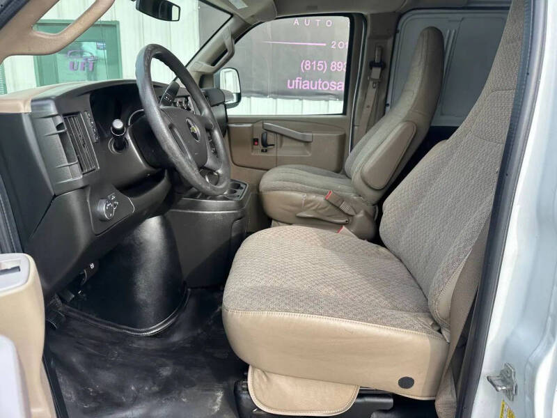 2017 Chevrolet Express 2500