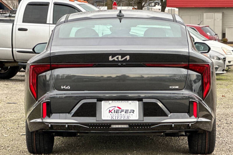 2025 Kia K4 GT-Line