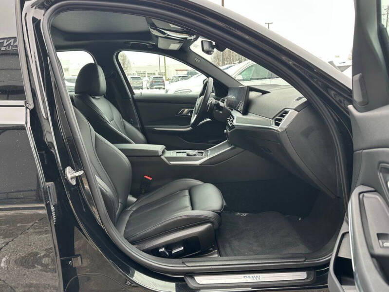 2023 BMW 3 Series 330i