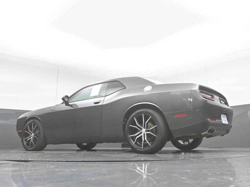 2017 Dodge Challenger SXT