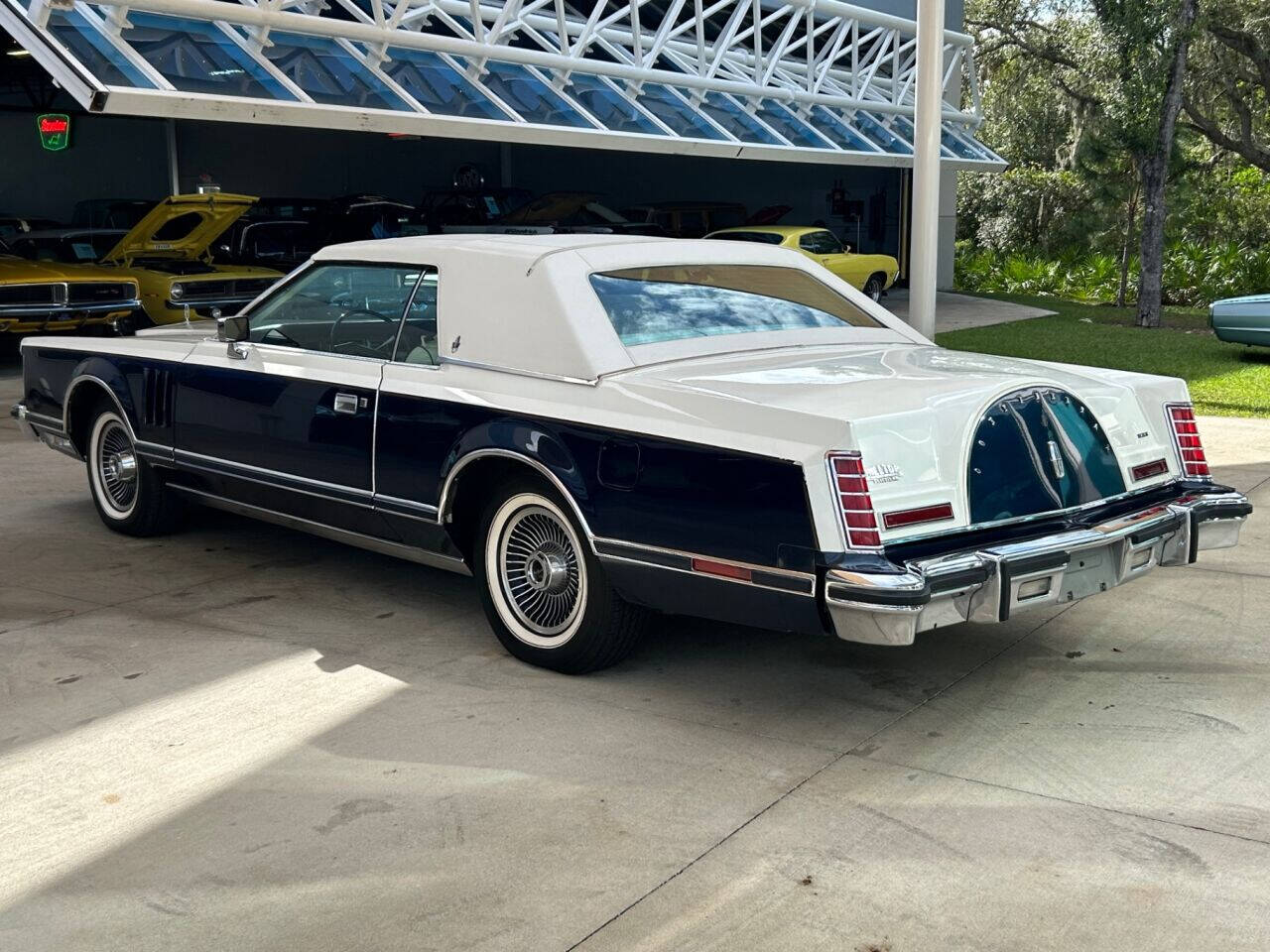 1979 Lincoln Mark V 10