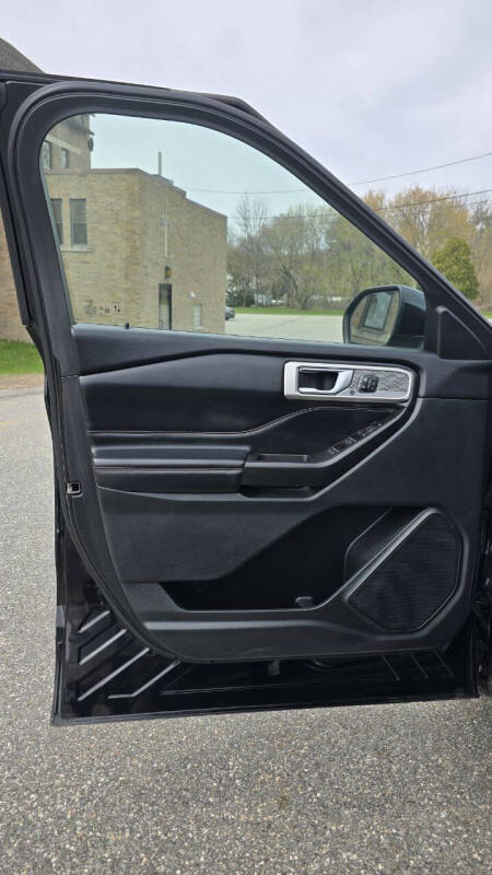 2020 Ford Explorer ST