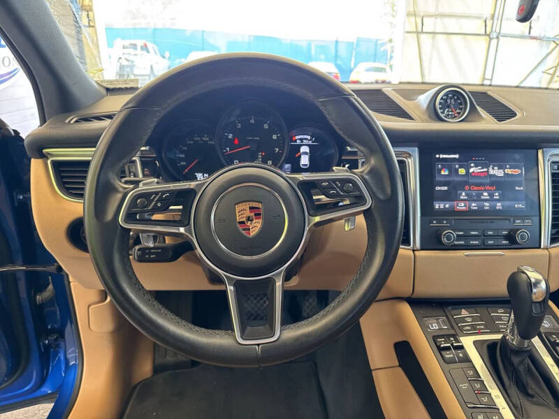 2018 Porsche Macan