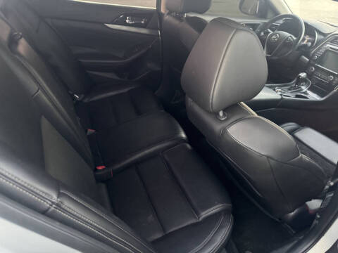 2017 Nissan Maxima 3.5 SV