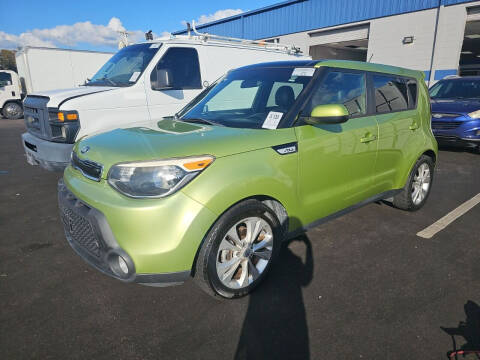 2015 Kia Soul for sale at AUTOBAHN MOTORSPORTS INC in Orlando FL